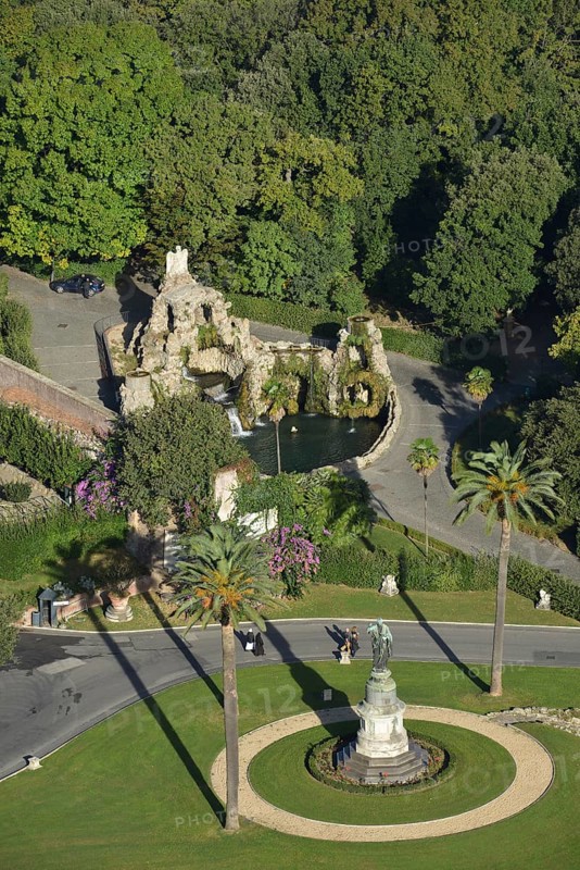 Eagle Fountain