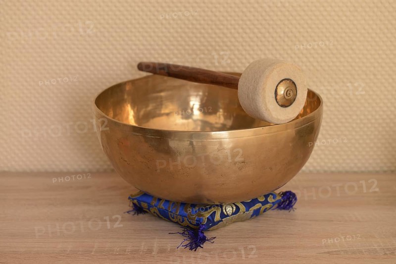 Singing bowl