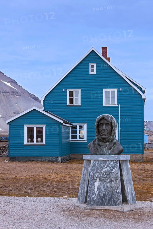Statue of the Norwegian explorer Roald Amundsen in the remote village of Ny Alesund