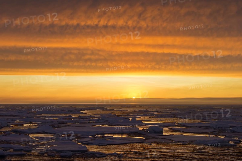 Sunset over Erik Eriksenstretet