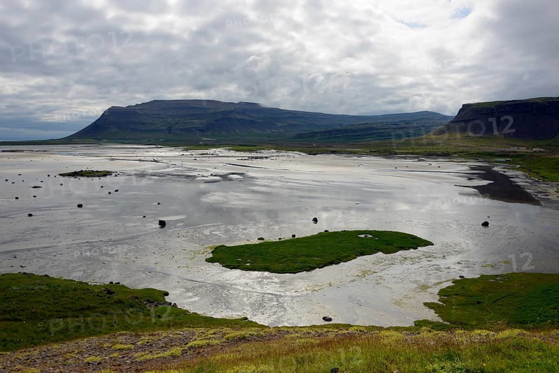 Coast and mountains near Kross