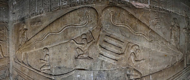 Relief of a supposed light bulb