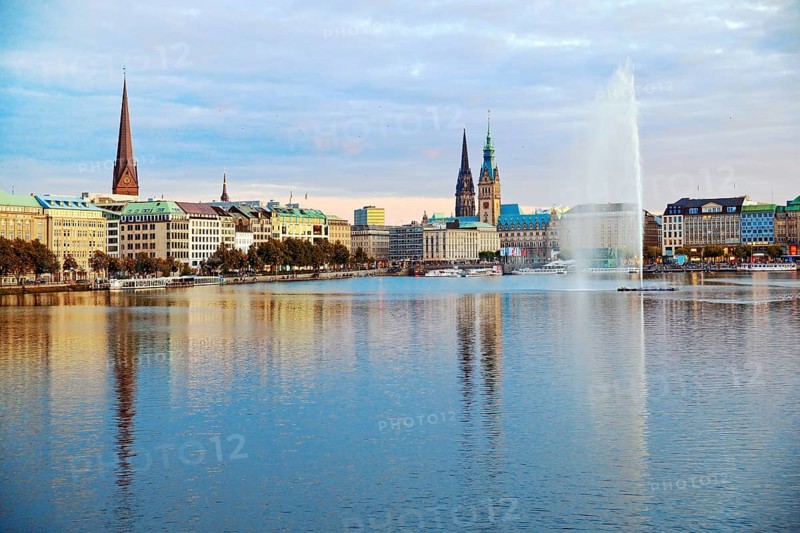 Inner Alster Lake with Alsterfontaine and city skyline