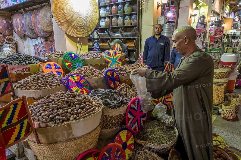 Dates and spices