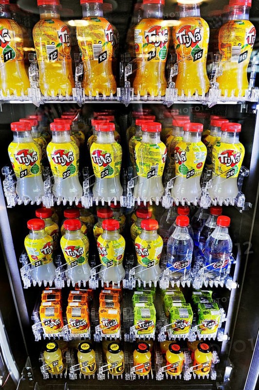 TriNa fruit juice vending machine