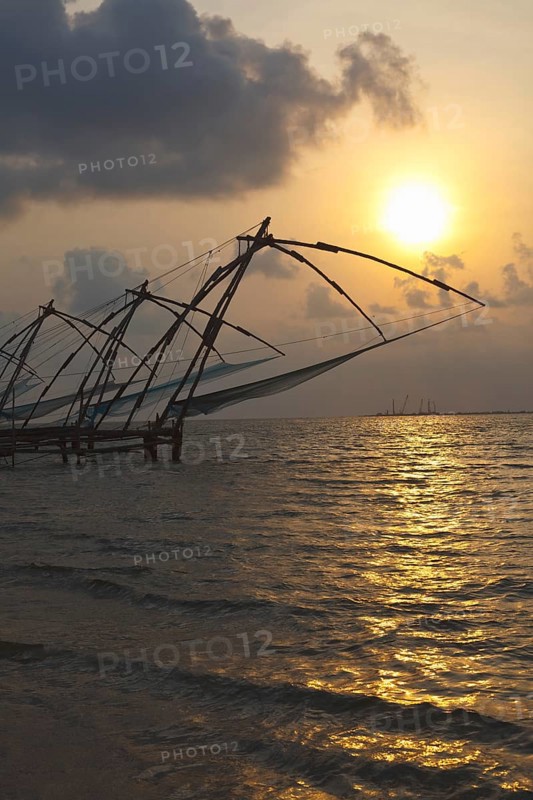 Kochi chinese fishnets on sunset. Fort Kochin