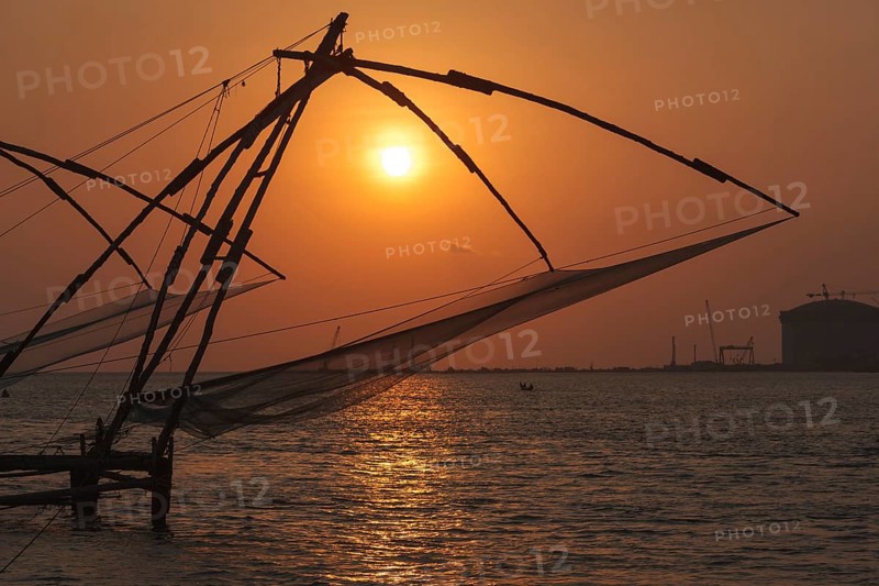 Kochi chinese fishnets on sunset. Fort Kochin
