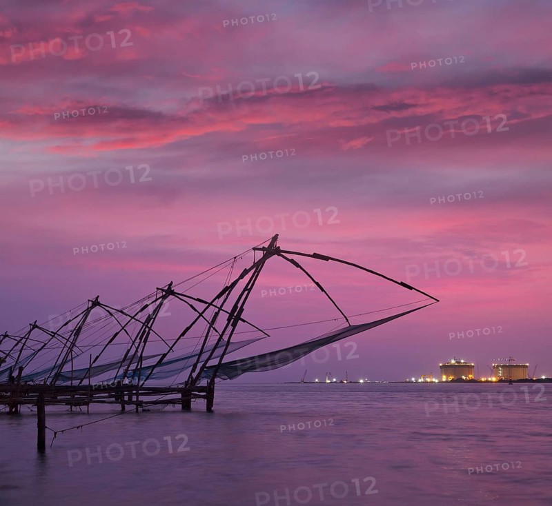Kochi chinese fishnets on sunset. Fort Kochin
