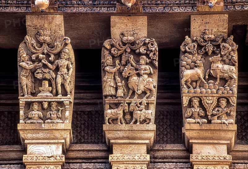 17 th century 350 years old wooden carvings in Meenakashi Sundareswarer temple's chariot at Madurai