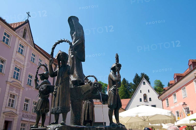 Taenzelfestbrunnen