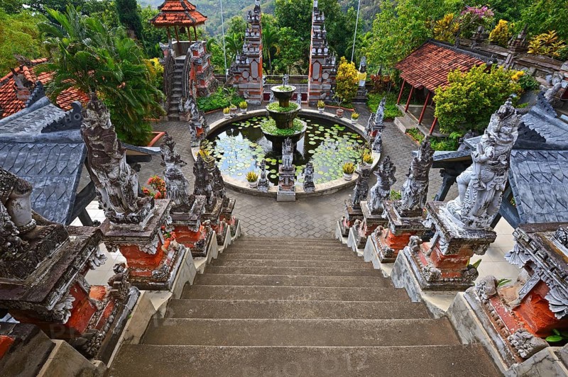 Central square with fountain