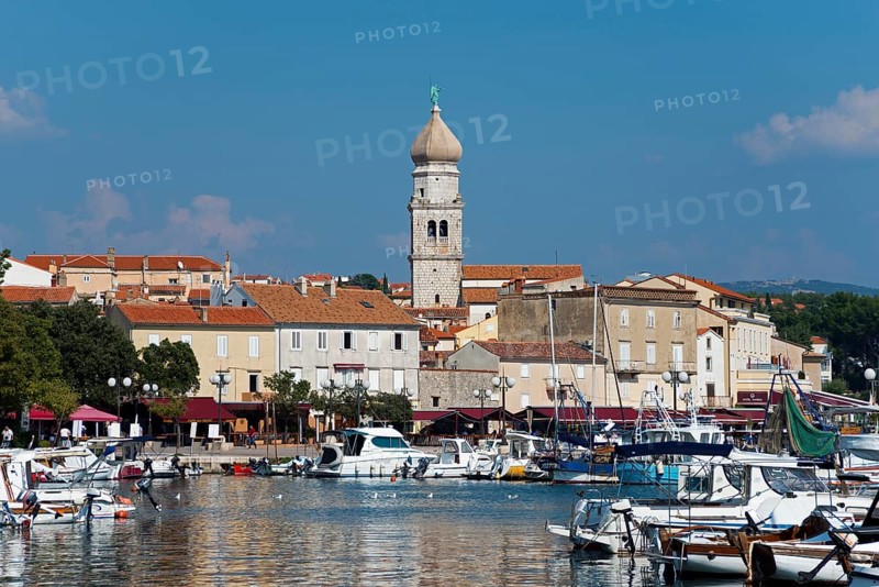 Harbour and St. Mary's Basilica