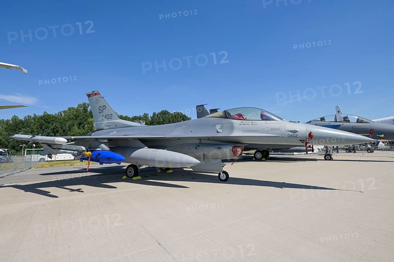 F-16 Fighting Falcon of the U. S. Airforce