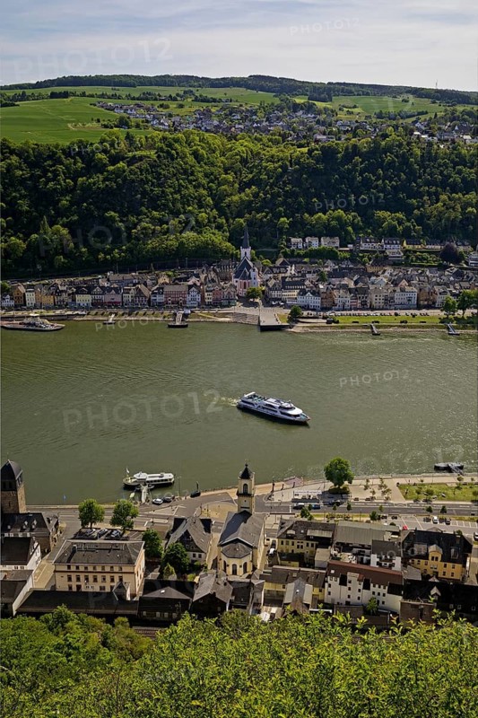 The Rhine Valley with St. Goarshausen and St. Goar