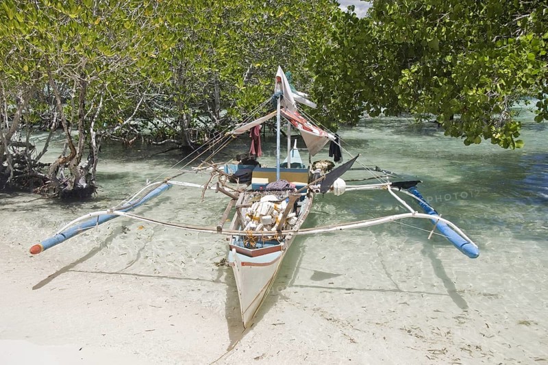 Outrigger fishing boats