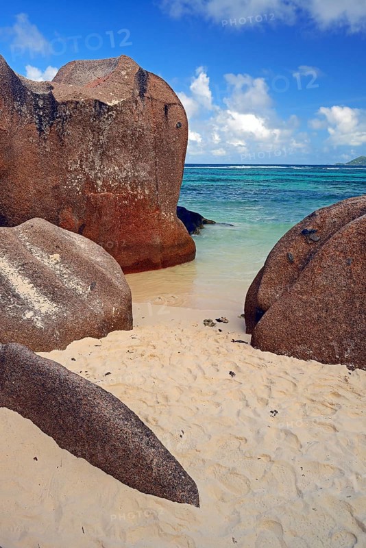 Beach and granite rocks at the dream beach Source d'Argent