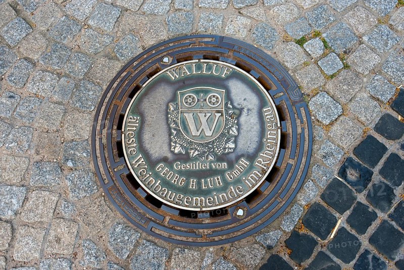 Manhole cover
