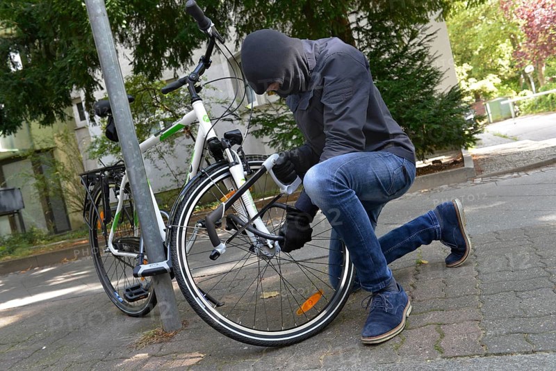 Bicycle thief
