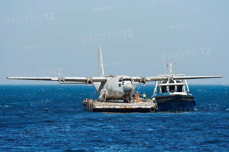 Preparation for sinking of aircraft