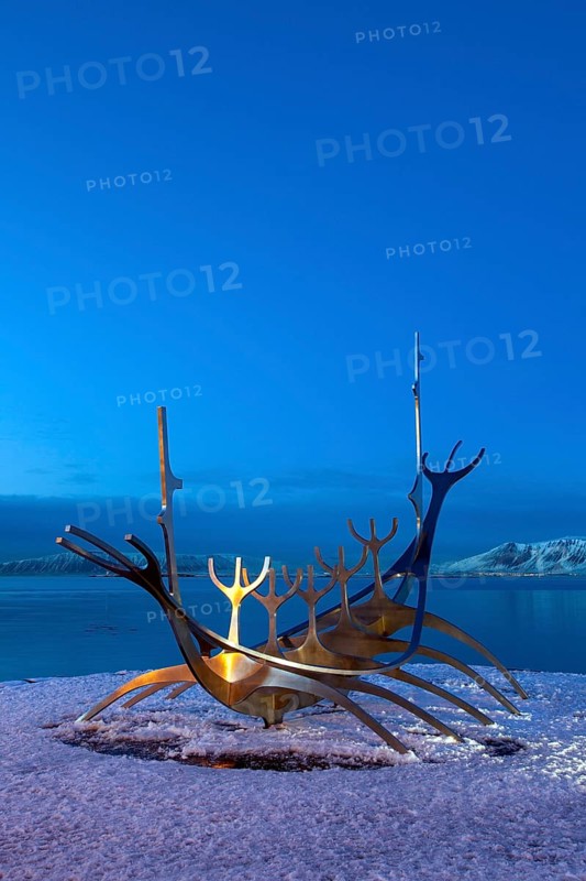 The sculpture Solfar