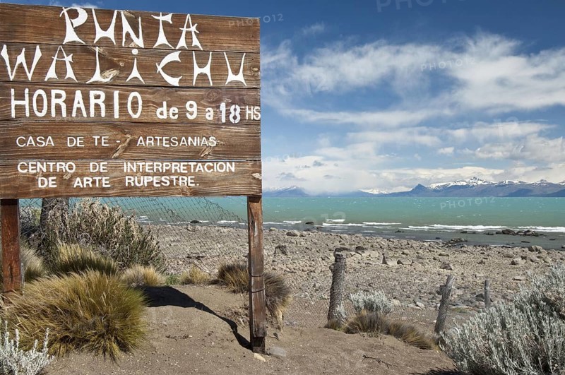 Entrance board for Punta Walichu South Coast of the Lake