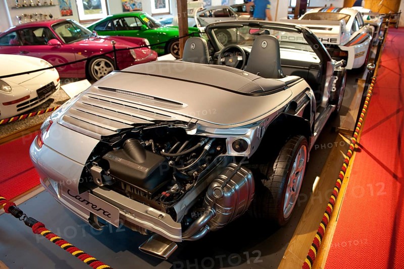 Cutaway model of Porsche 911 997 4s cabriolet