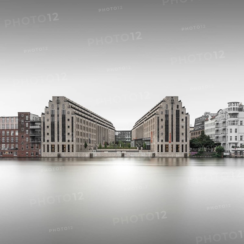 The Curvry Campus on the Spree in Berlin Kreuzberg