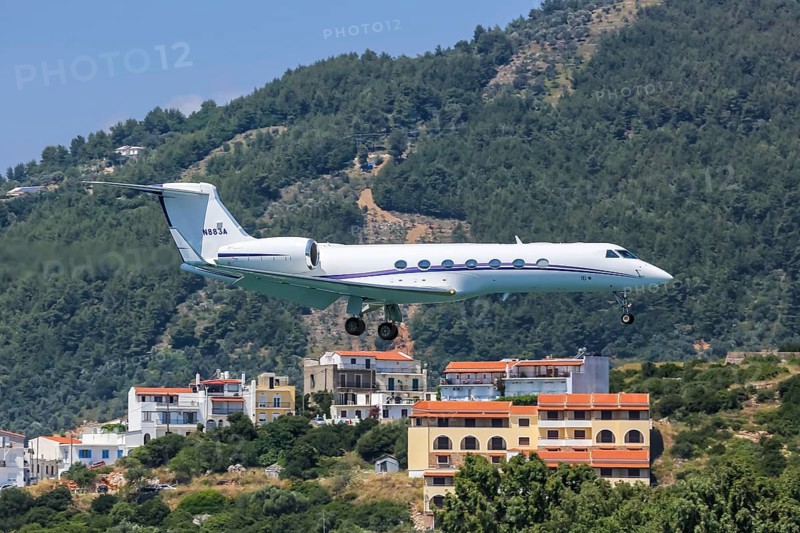 A Gulfstream G550 aircraft with registration N883A lands at Skiathos Airport