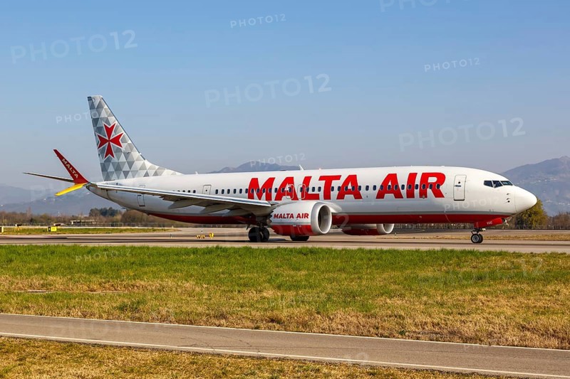A Malta Air Boeing 737-8-200 MAX aircraft with registration number 9H-VUC at Bergamo Orio Al Serio Airport
