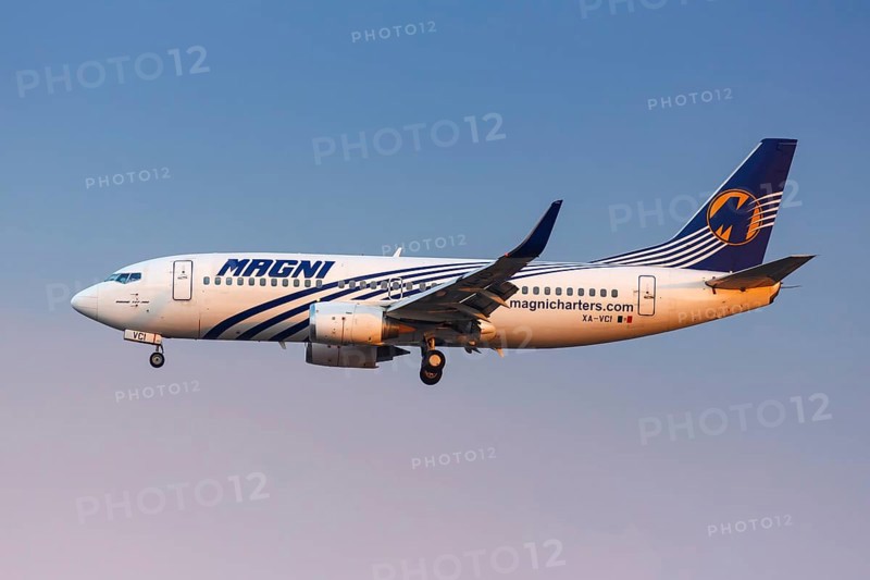A Magnicharters Boeing 737-300 aircraft with registration XA-VCI at Mexico City Airport
