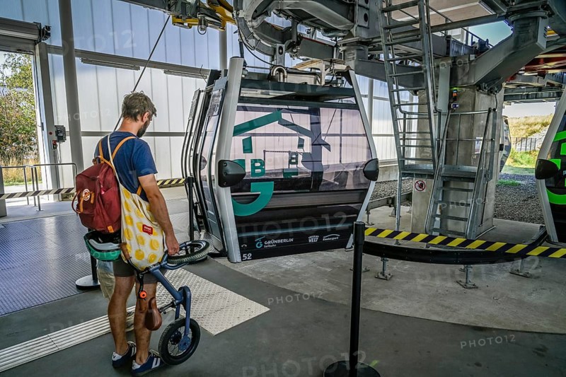 Cable car