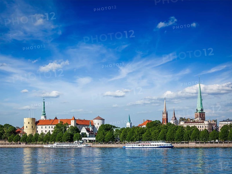 View of Riga over Daugava river: Riga Castle