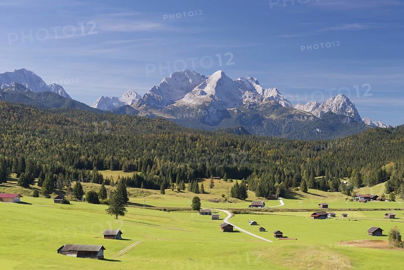 Mogul meadows between Mittenwald and Kruen