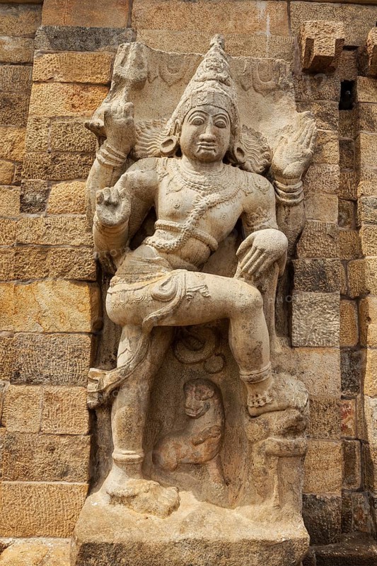 Stone statue of guardian Hindu deity in Gangai Konda Cholapuram Temple