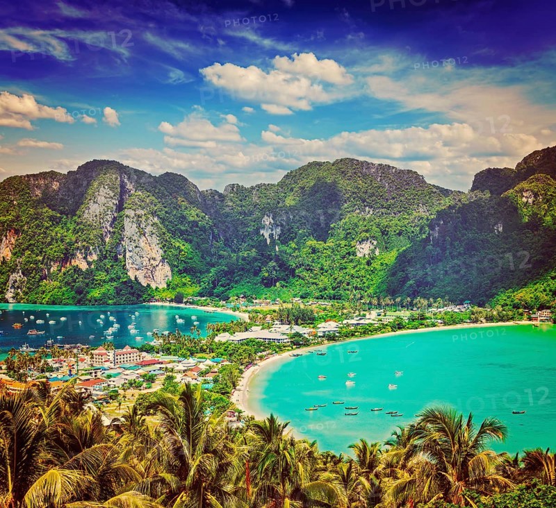 Vintage retro hipster style travel image of Travel vacation background