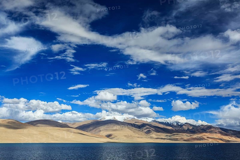 Himalayan mountain lake in Himalayas Tso Moriri