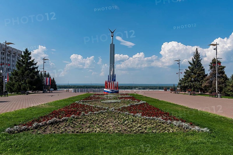 Monument of Glory