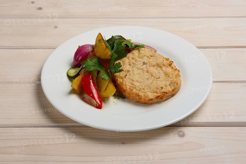 Fish cutlet with grilled potato