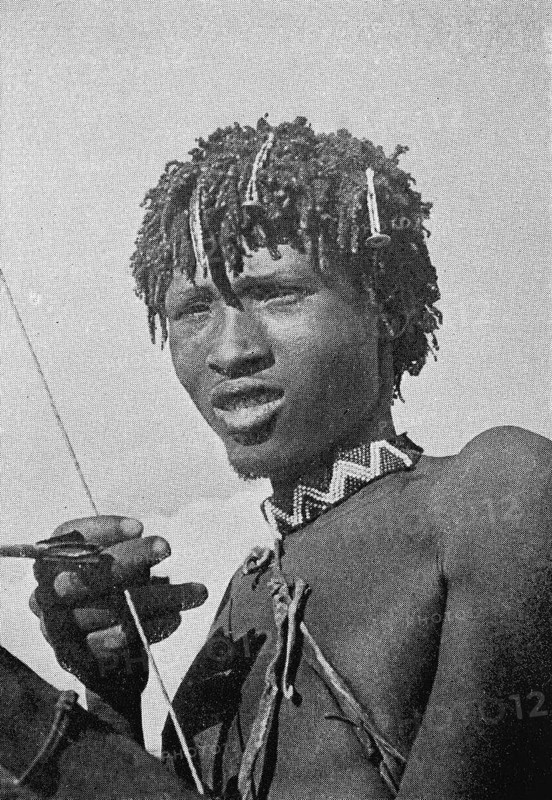 Heigum Bushman with bow and arrow
