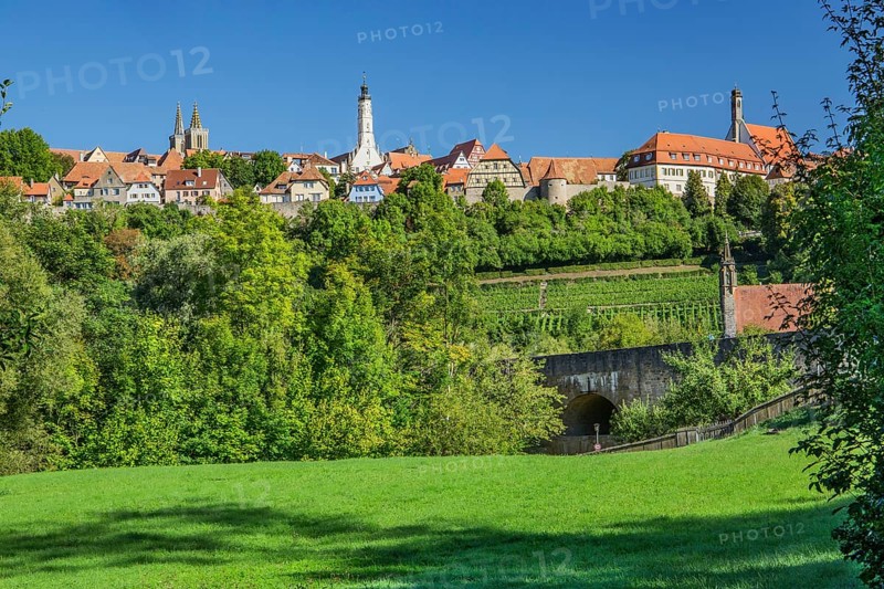 Town panorama above the valley
