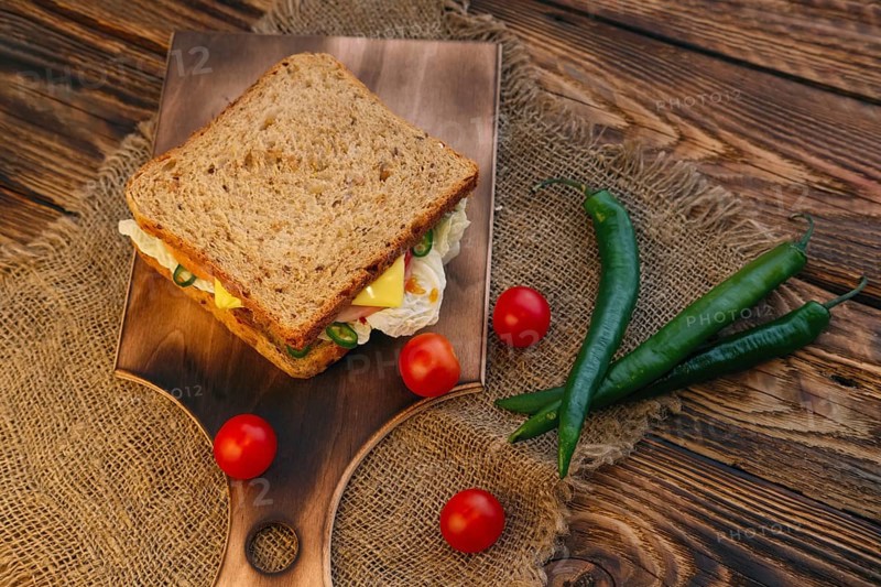Country sandwich: Rye bread
