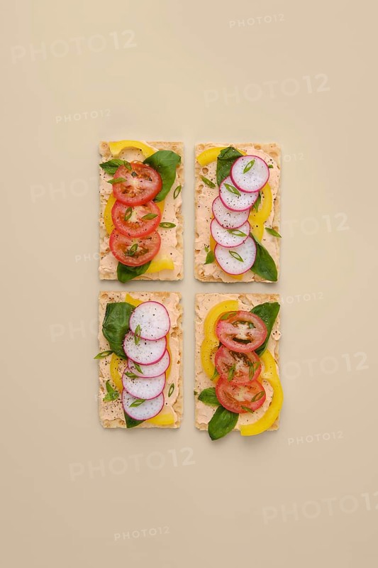 Sandwich with cream cheese