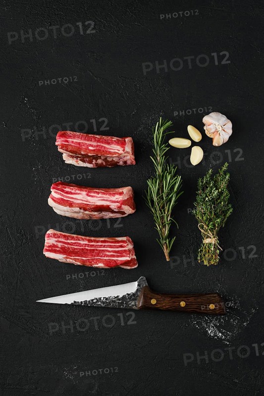 Top view of raw beef short ribs