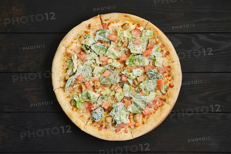 Pizza with fried chicken meat