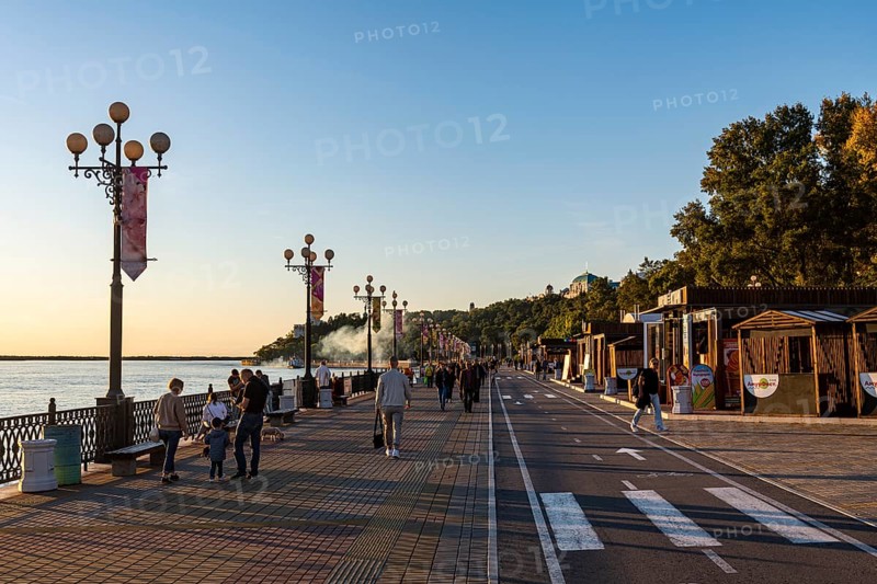 Promenade on the Amur river