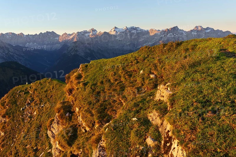 View from Schafreuter to Northern Karwendel Range with Eastern Karwendel Peak and Vogelkar Peak as well as Karwendel Main Range with Kaltwasserkar Peak