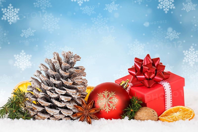Christmas decoration Decoration for Christmas with gift Christmas gift as card Christmas card with text free space Copyspace in Stuttgart
