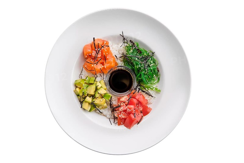 Salmon sashimi rice bowl with avocado