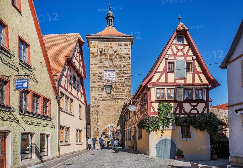Spitalgasse and Braeuturm