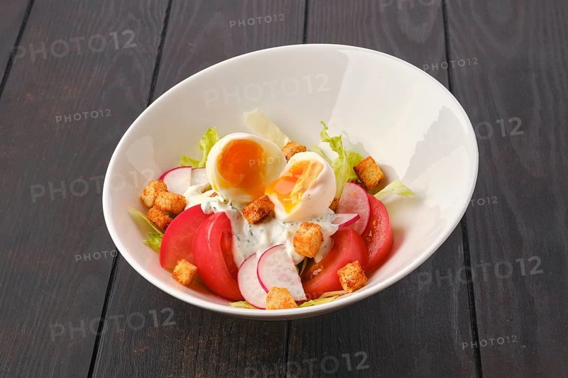 Salad with fresh tomato